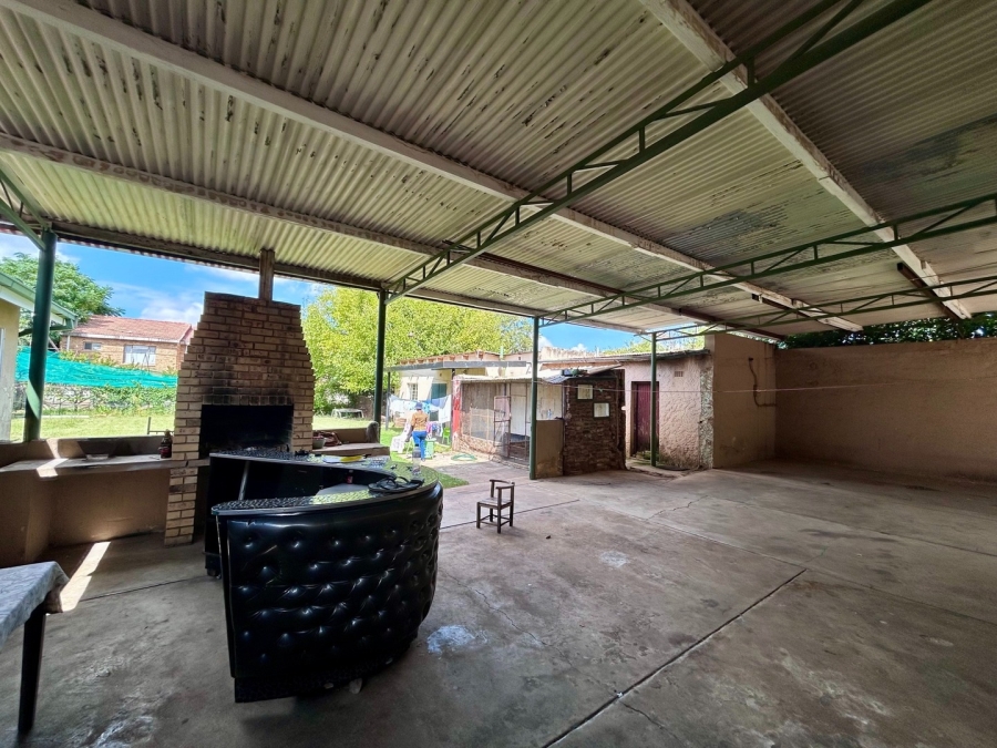 4 Bedroom Property for Sale in Wilkeville North West